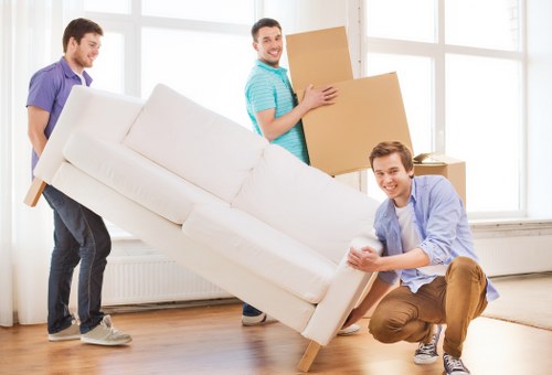Compact van service for Marylebone relocation