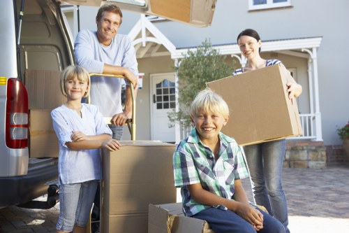 Local moving service for apartment access and loading in Marylebone